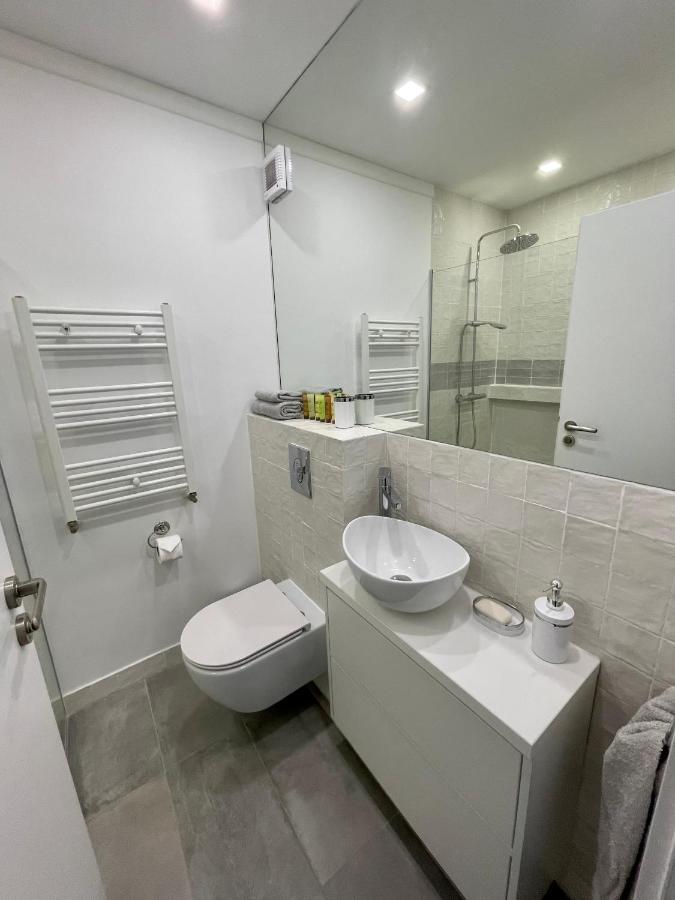 Cozy 1 Bedroom Apartment オラデア エクステリア 写真